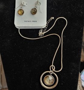 Croft & Barrow Necklace Set